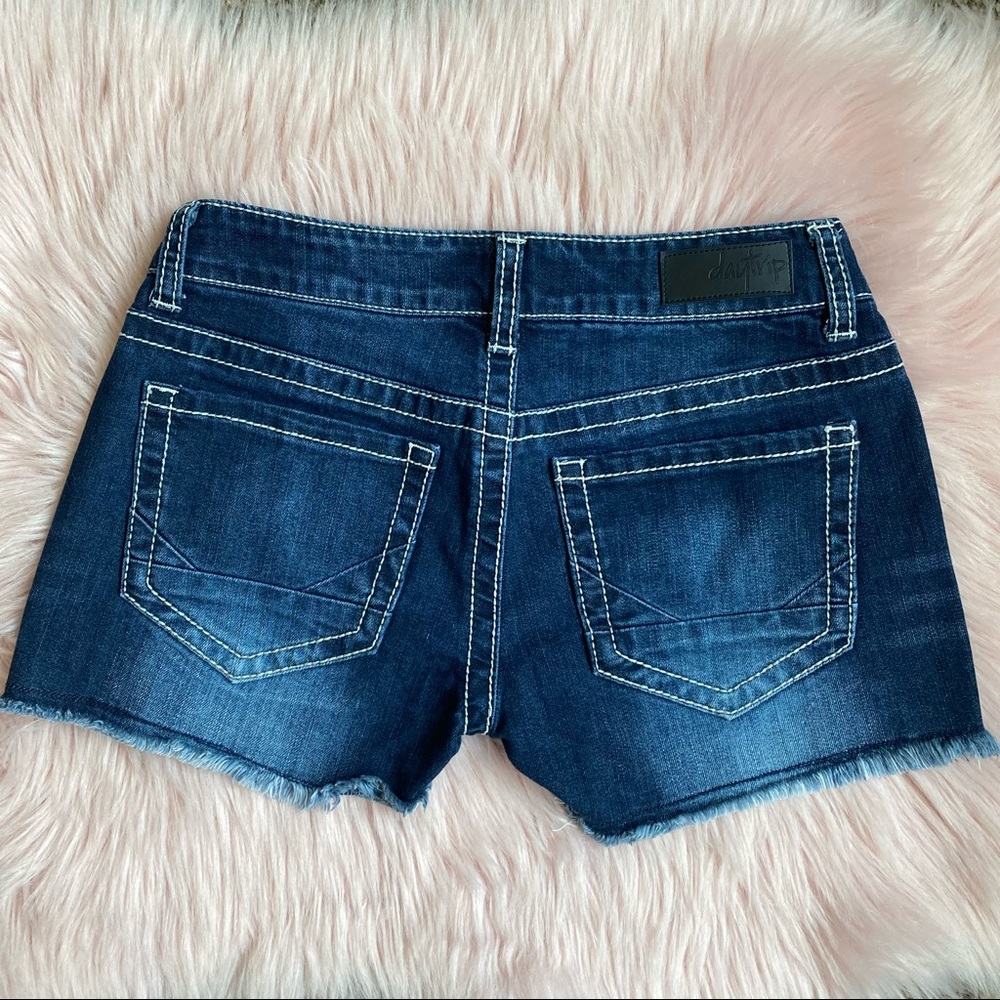 Daytrip Capricorn jean shorts